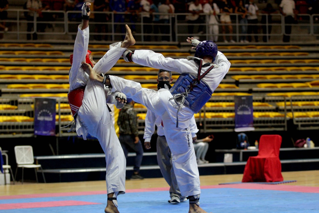 En este momento estás viendo Cinco estados reinaron en la penúltima fecha del taekwondo en La Guaira