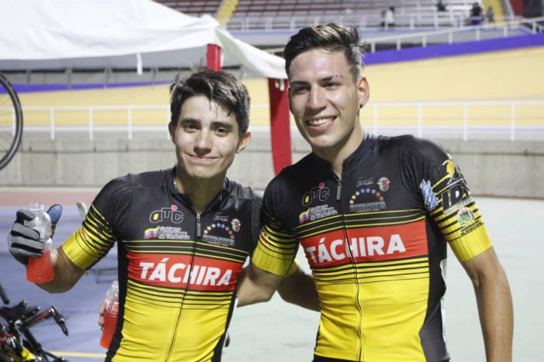 Lee más sobre el artículo Táchira finalizó ciclismo de pista con 3 de oro